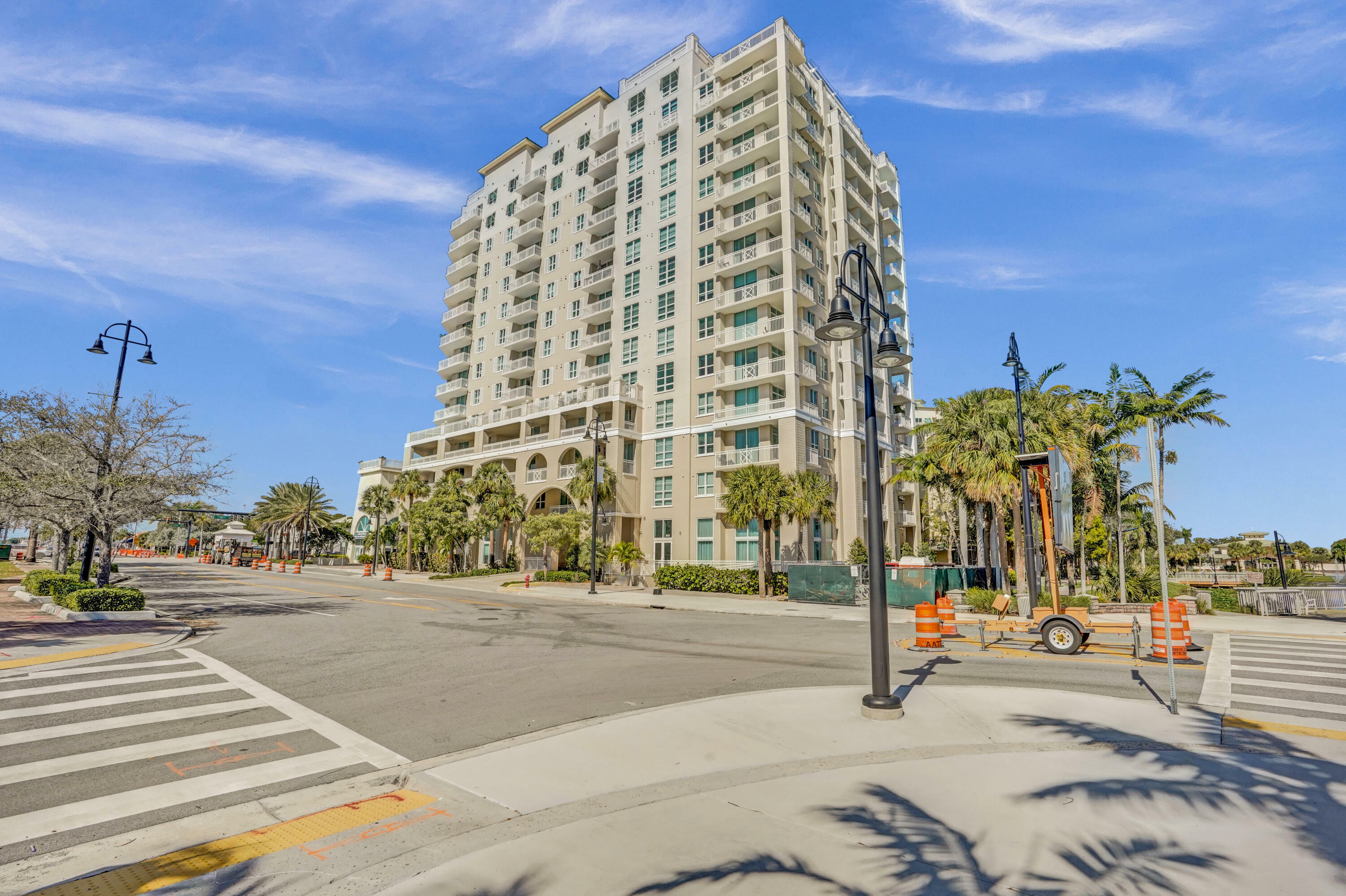 Property Photo: 350 N Federal Hwy 506 Highway N 506 FL 33435
