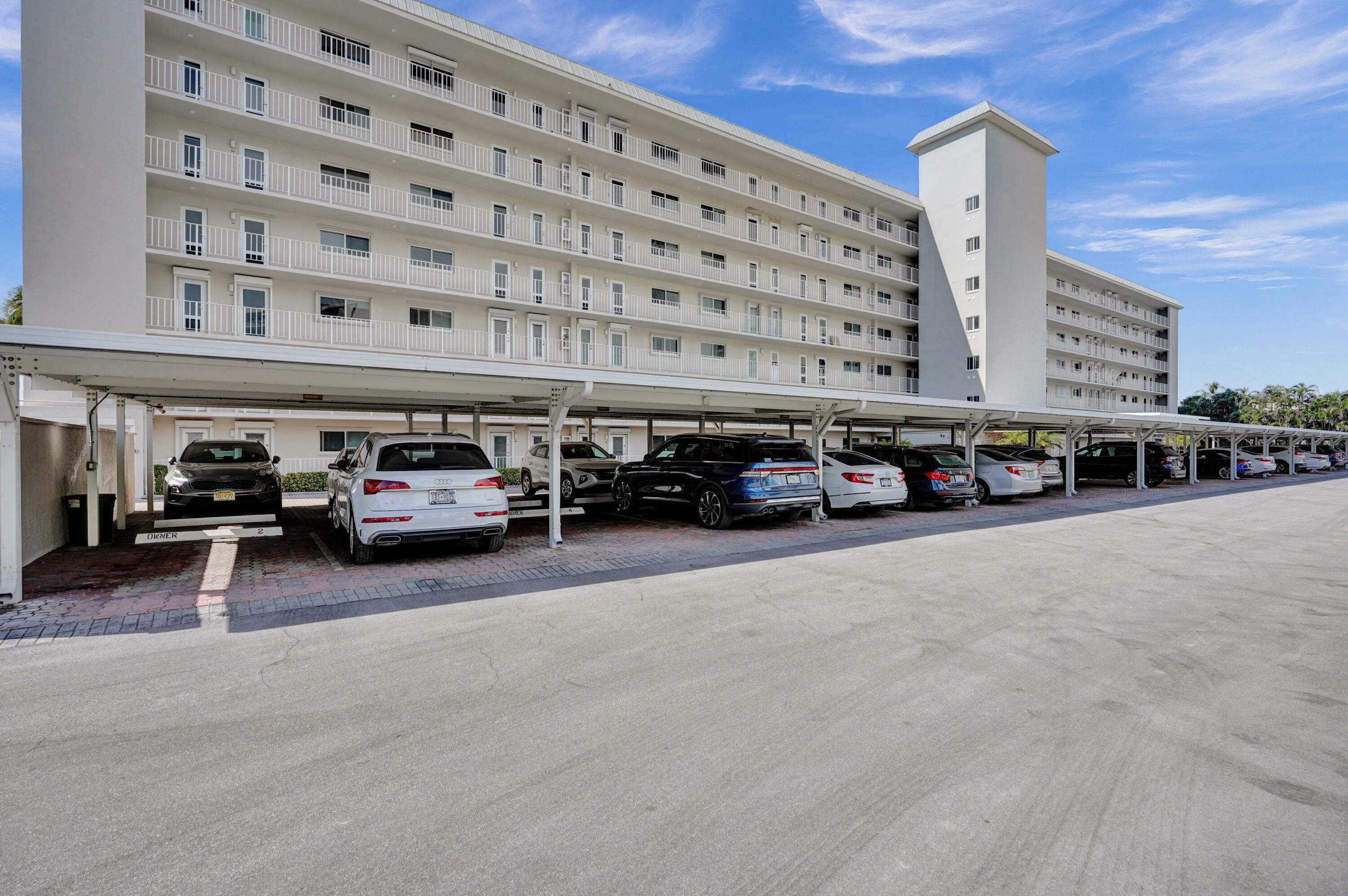 Property Photo: 3100 S Ocean Boulevard 620 FL 33487