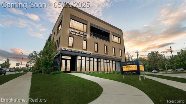 Property Photo:  804 N Main Street 2C  MI 48307 