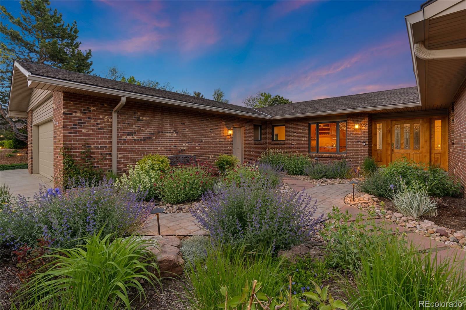 Property Photo: 92 S Devinney Street CO 80401