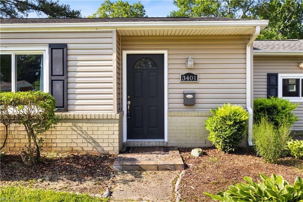 Property Photo: 3401 Woodsman Ln VA 23452