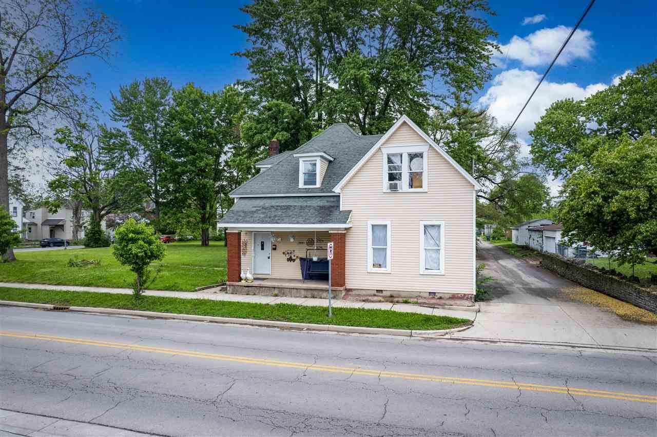 Property Photo: 1114 S E Street IN 47374