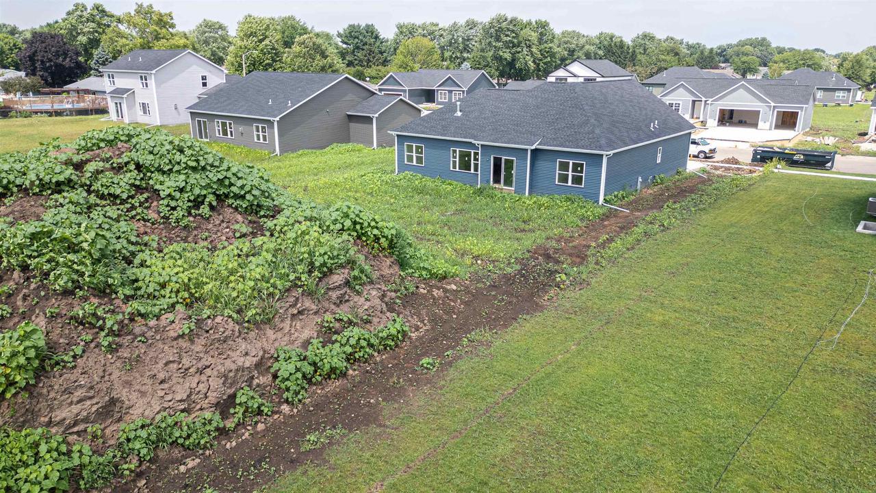 Property Photo: 119 East Evergreen Lane WI 53563