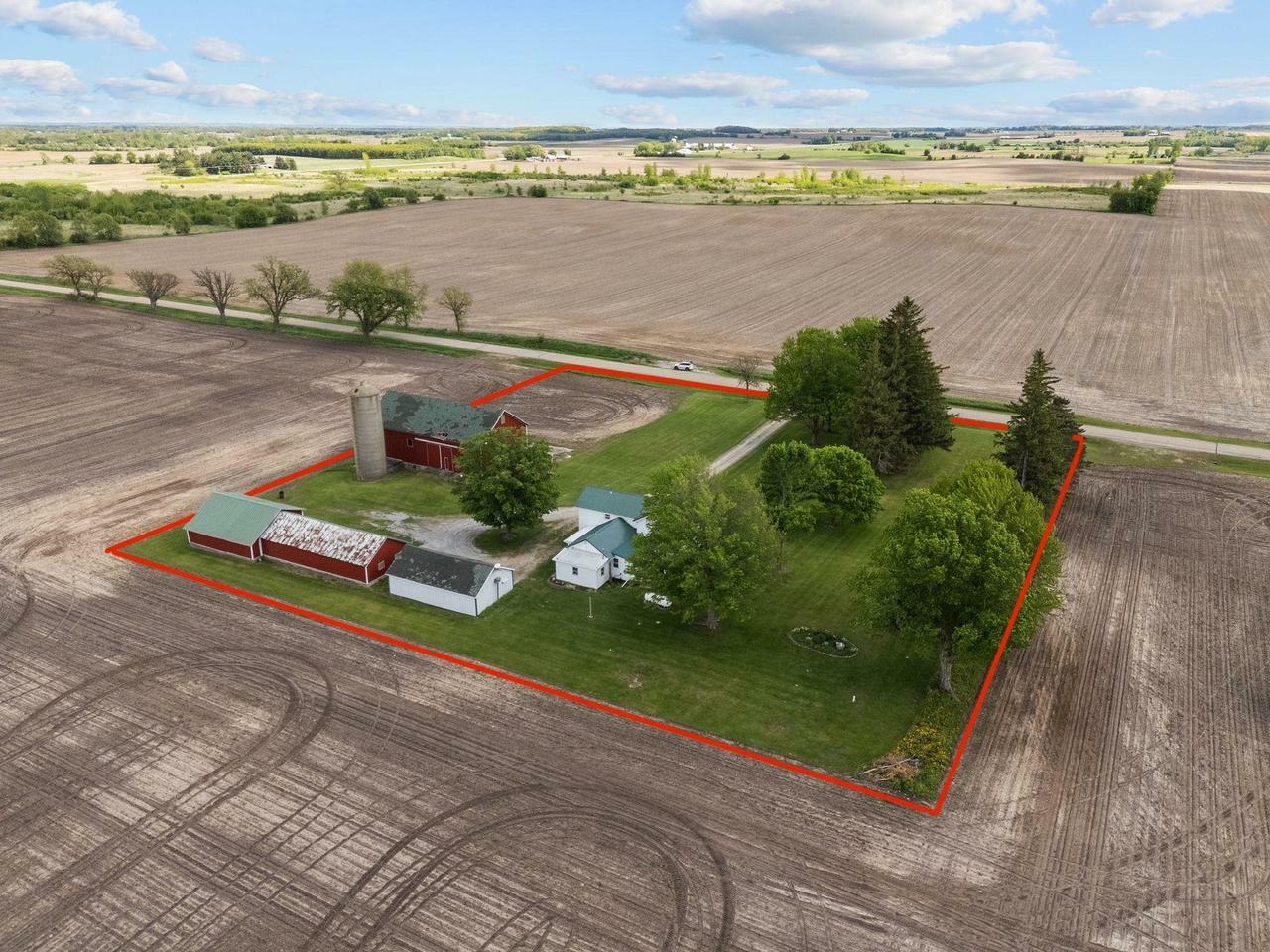 Property Photo: W13491 Reeds Corners Road WI 54971