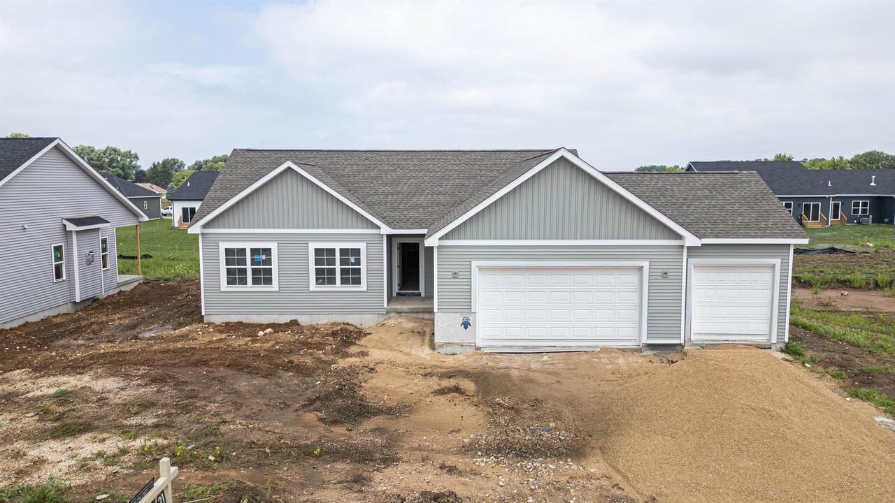 Property Photo: 134 East Evergreen Lane WI 53563