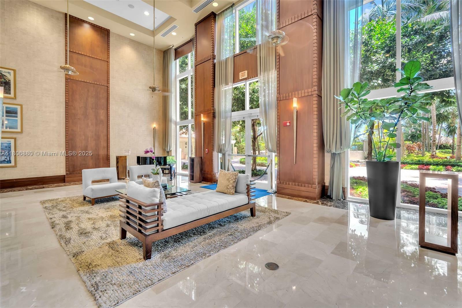 Property Photo: 19501 W Country Club Dr 607 FL 33180