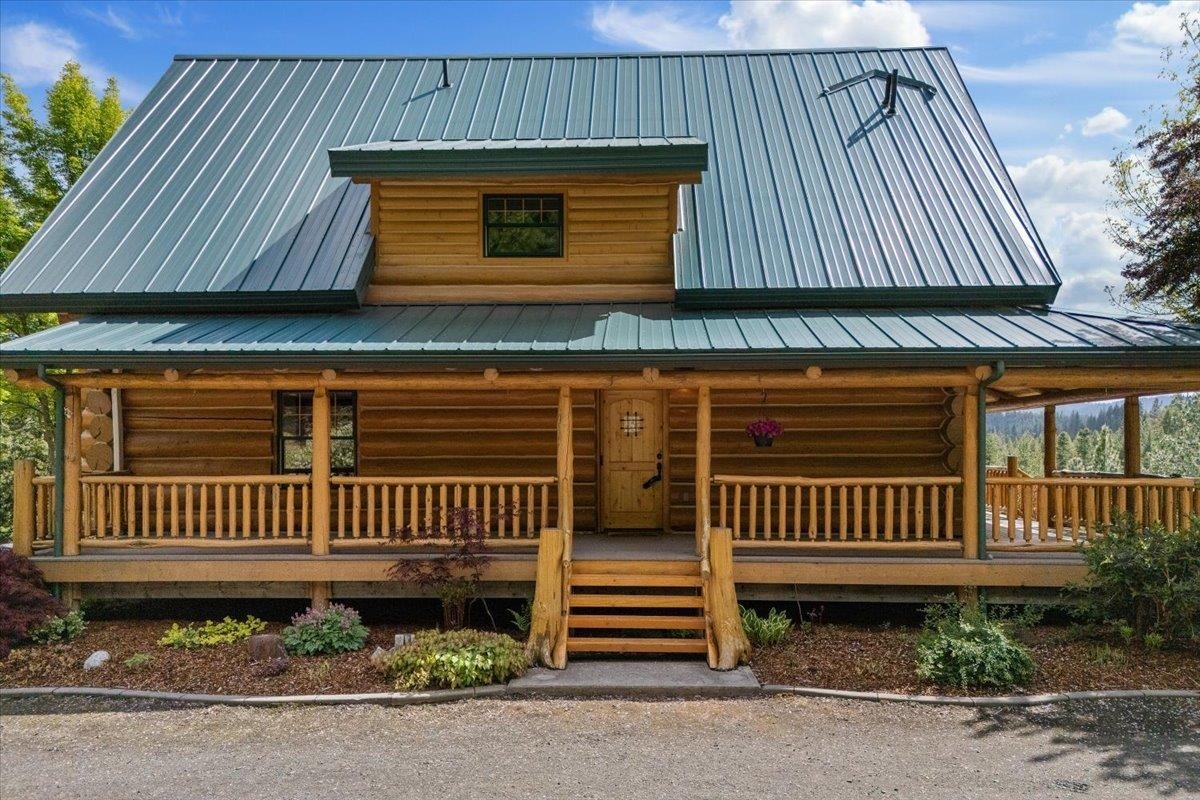 Property Photo: 18109 N Harvard Ln WA 99025