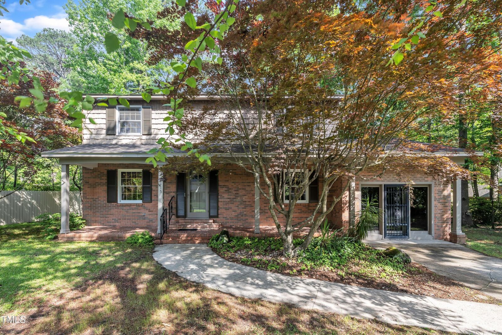 Property Photo:  1115 Chestnut Drive  NC 27577 