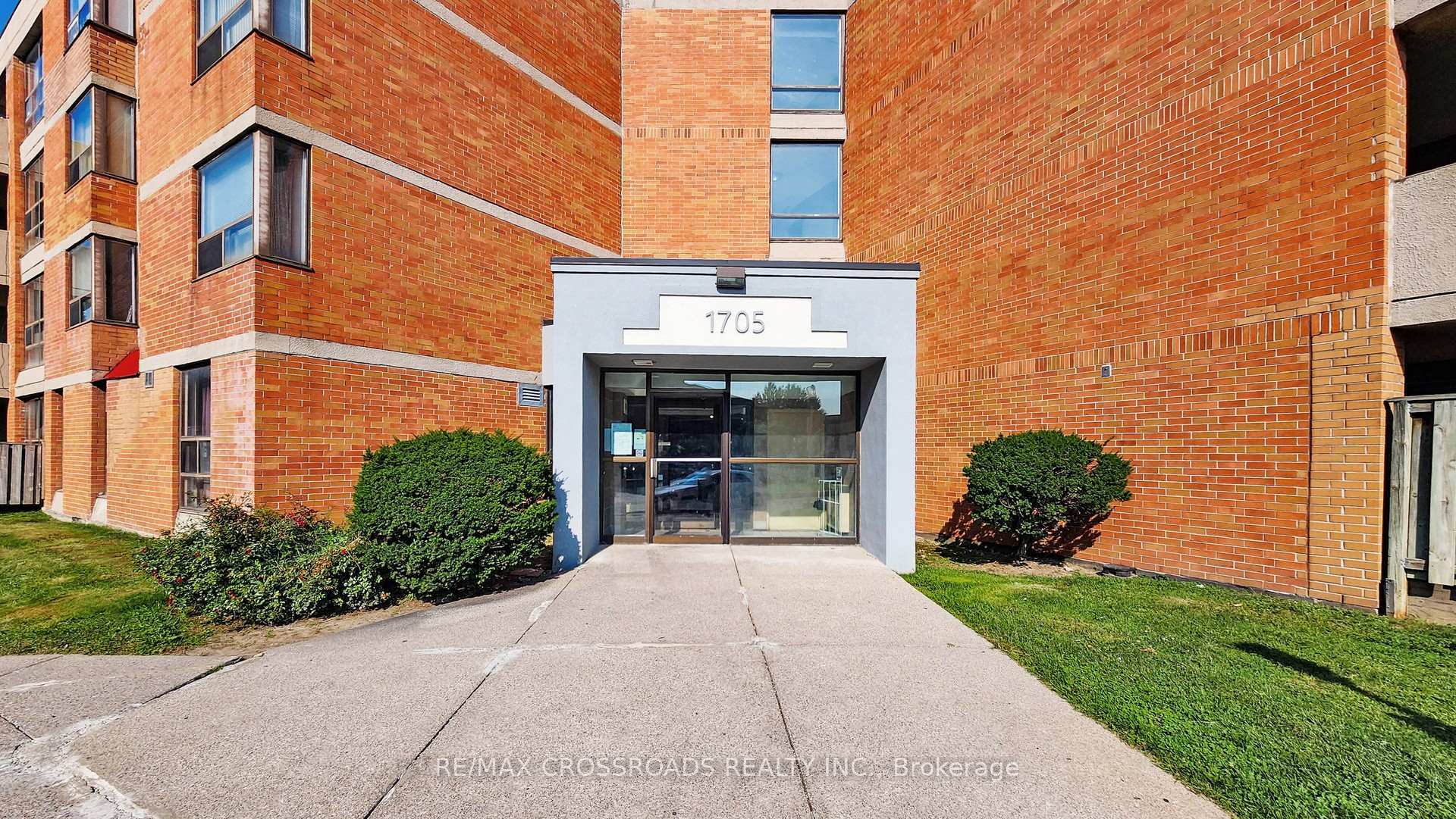 Property Photo:  1705 McCowan Road 309  ON M1S 4L2 