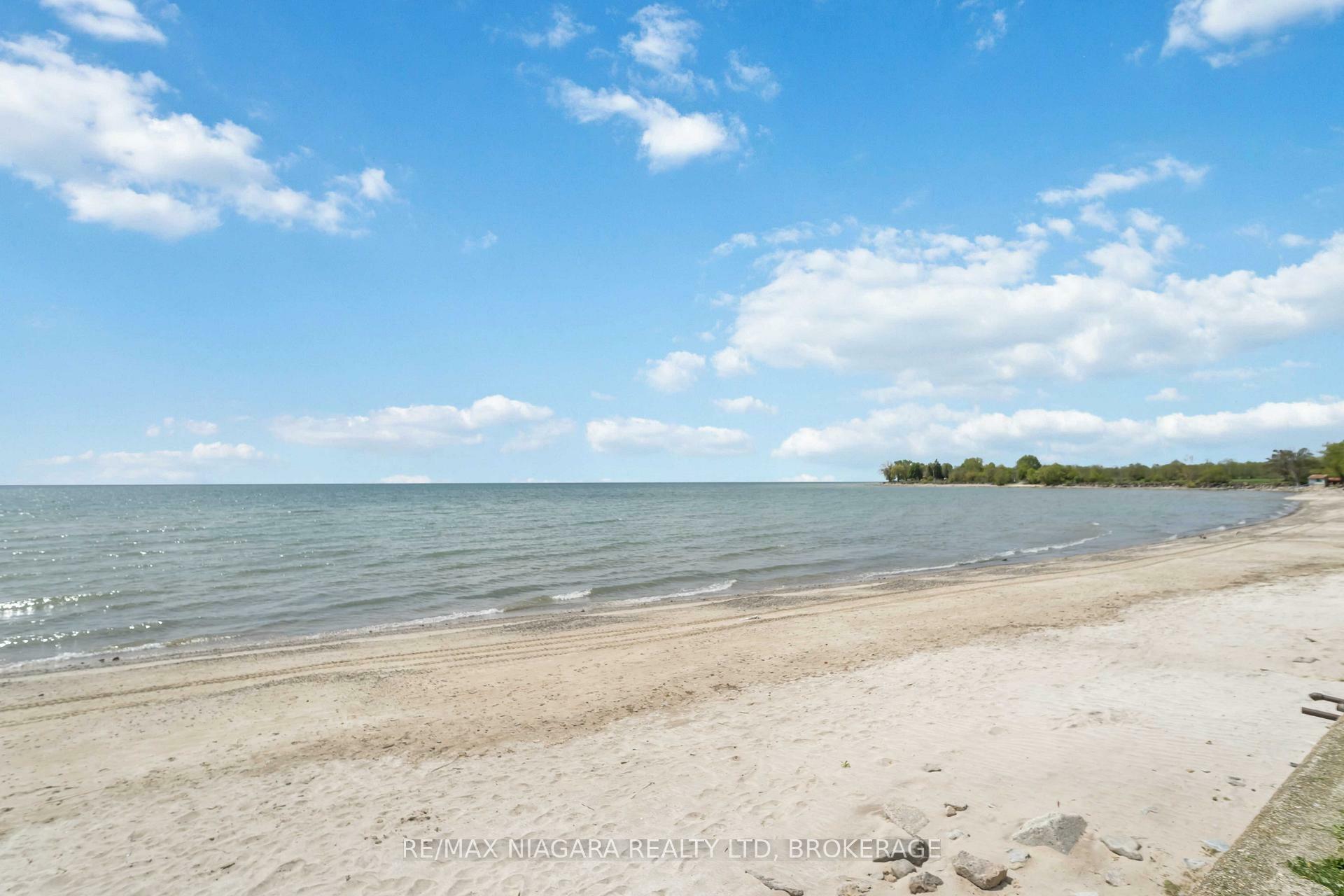 Property Photo: 11110 Desiree Street ON L0S 1V0