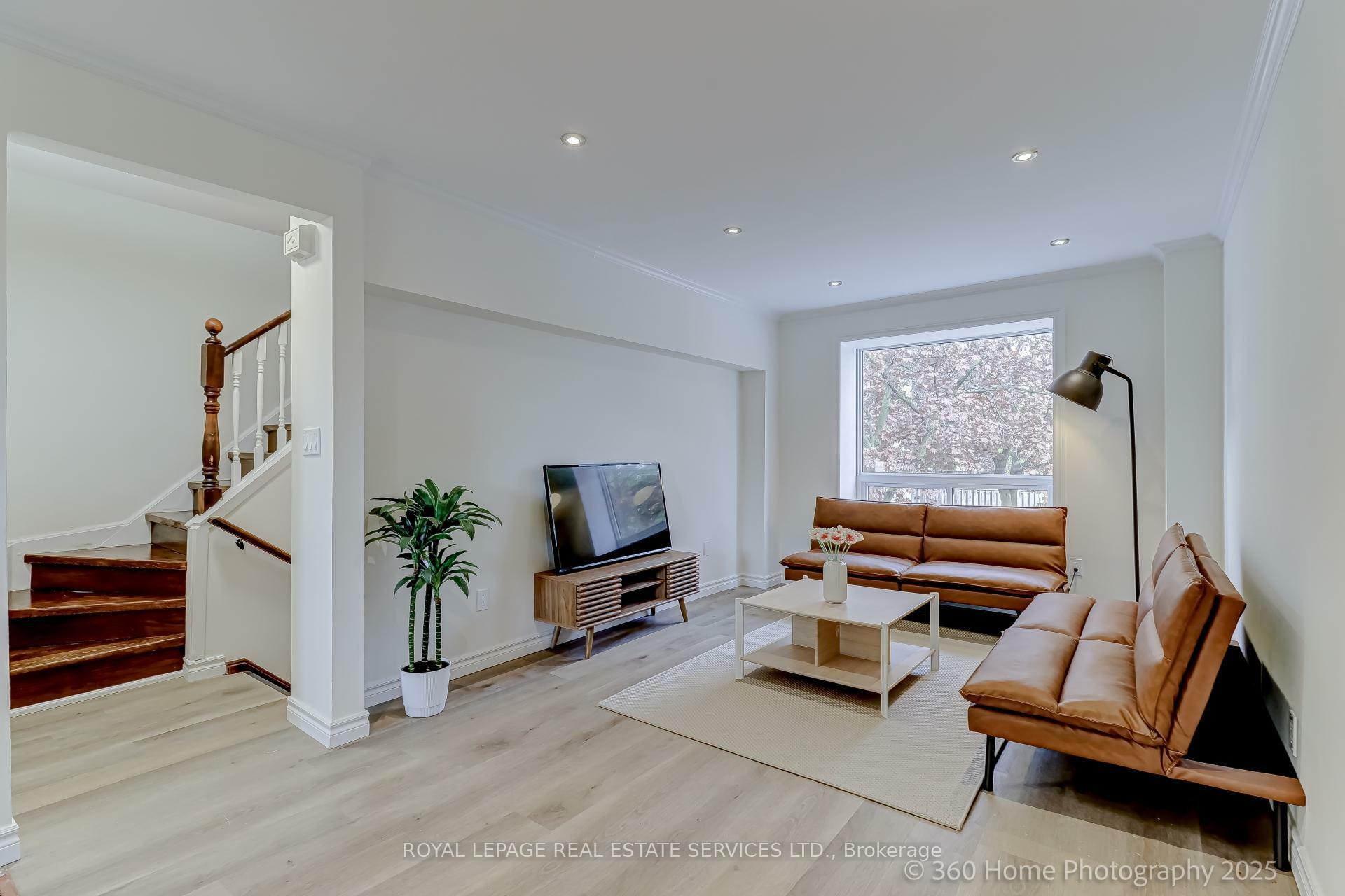 Property Photo: 25 Collinsgrove Road 121 ON M1E 3S3