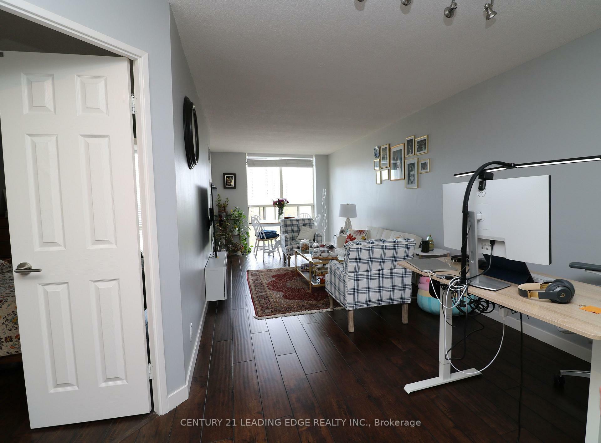 Photo de la propriété: 195 Wynford Drive 1508 ON M3C 3P3