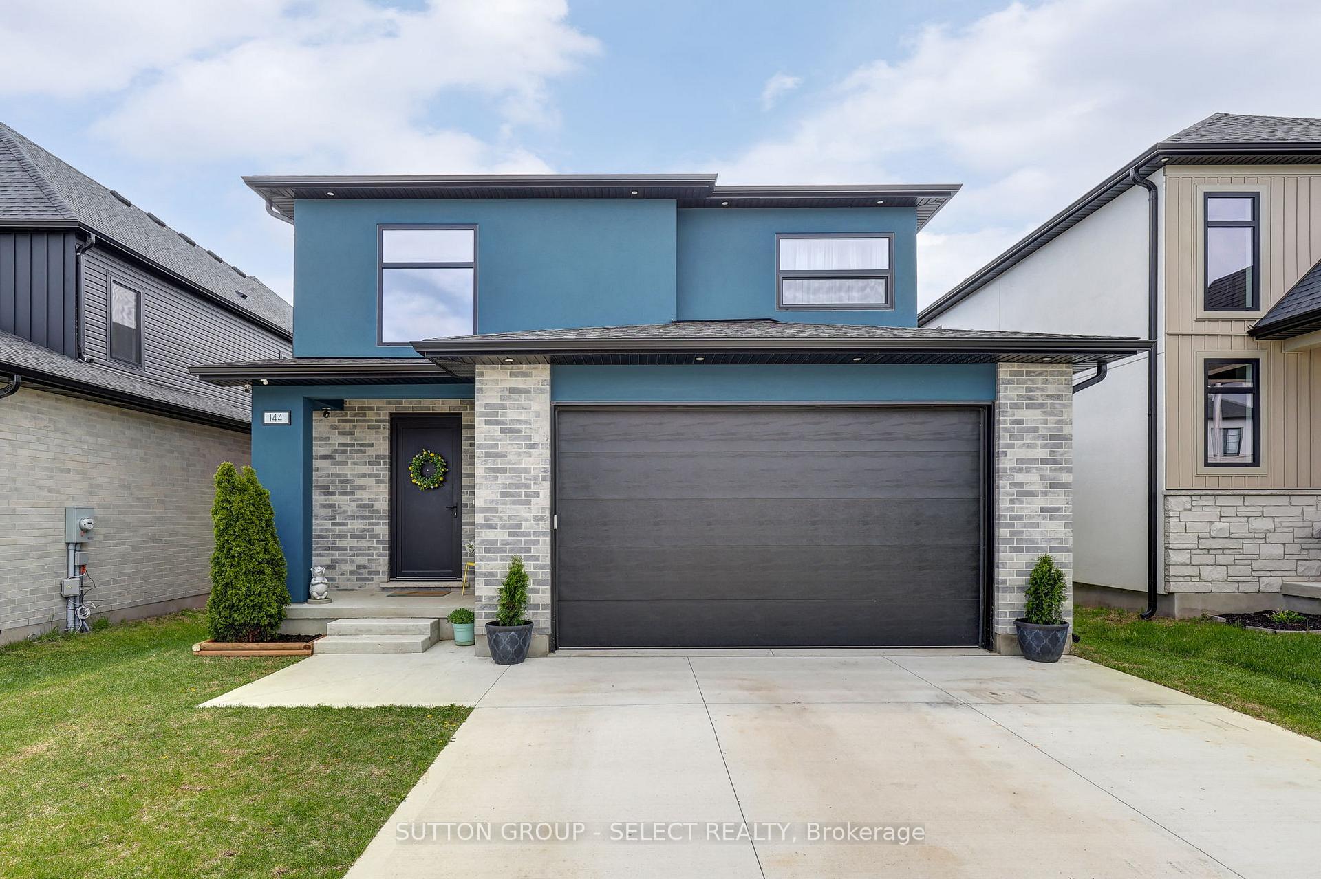 Property Photo: 144 Winlow Way ON N0L 1R0