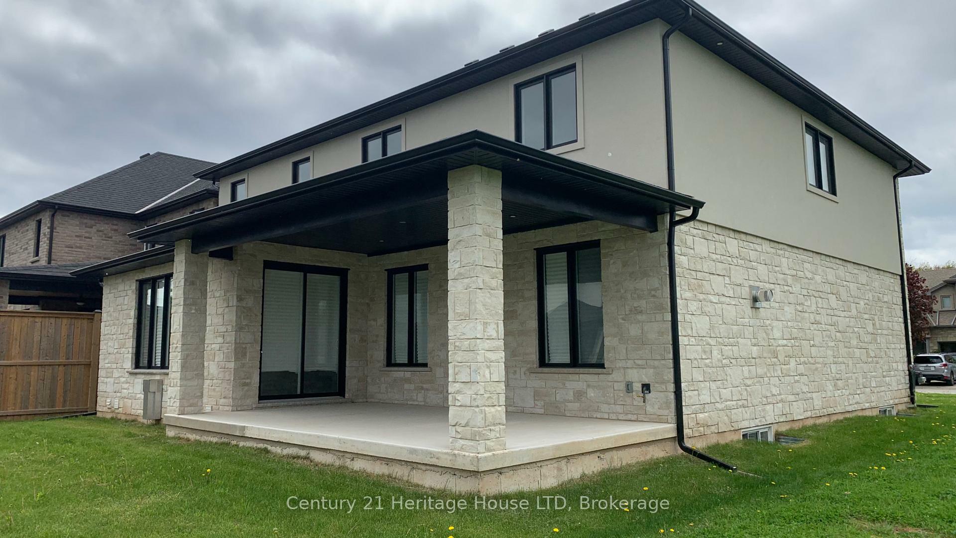 Photo de la propriété: 2476 Colangelo Drive ON L2J 0A1