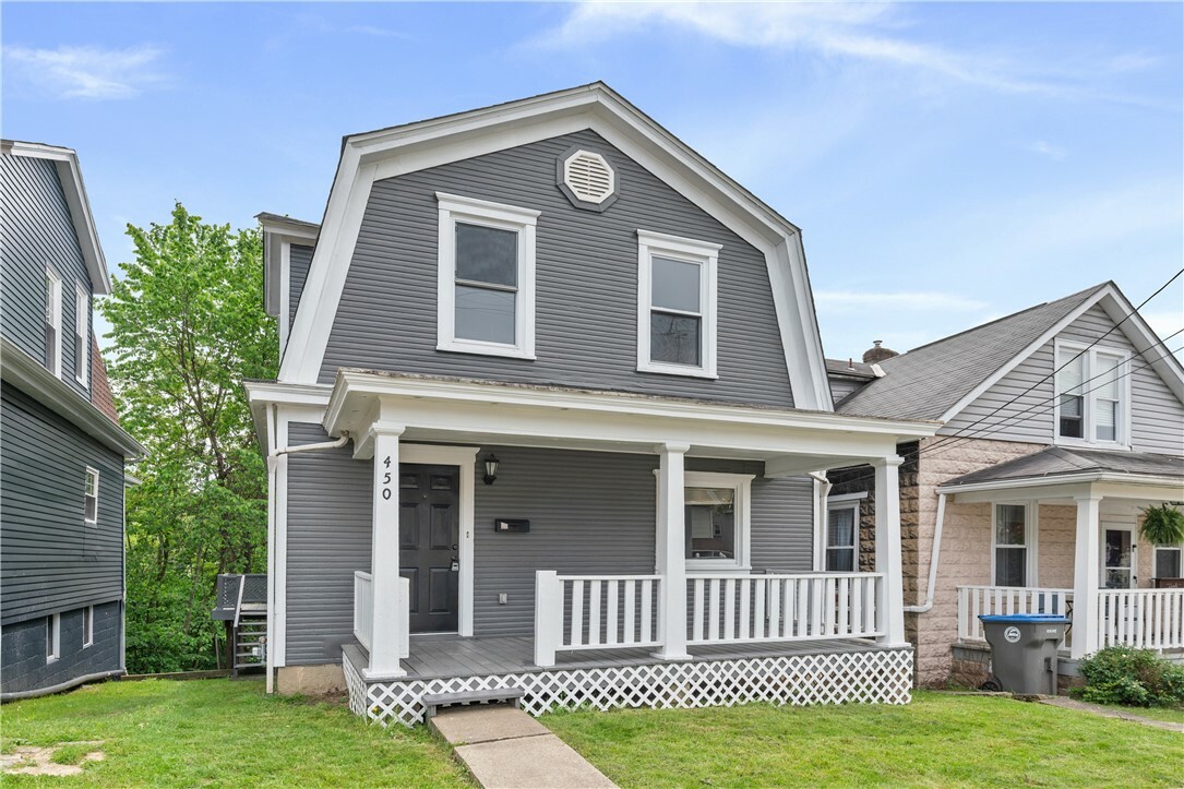 Property Photo: 450 School St PA 15147