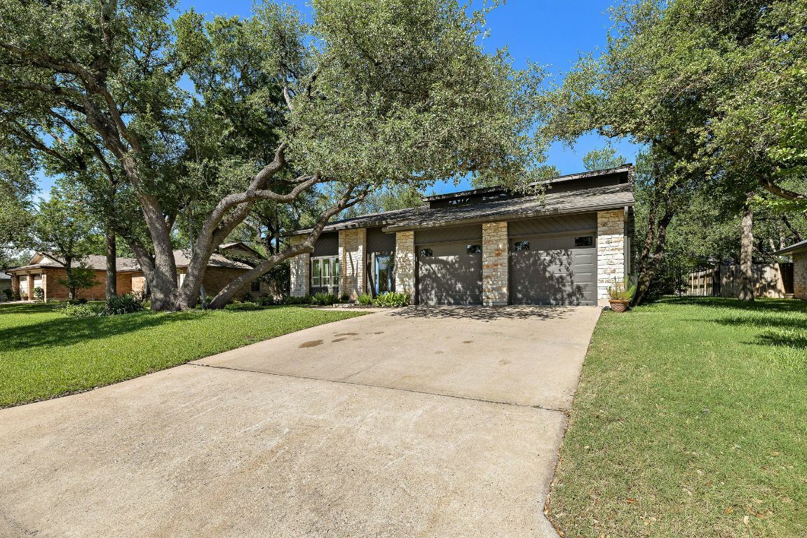 Property Photo:  11008 Arch Terrace  TX 78750 