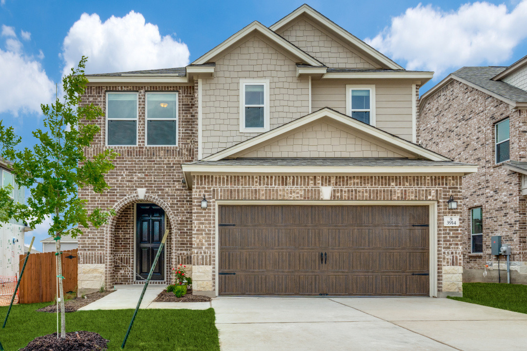 Property Photo: 3914 La Contenta Lane TX 78665
