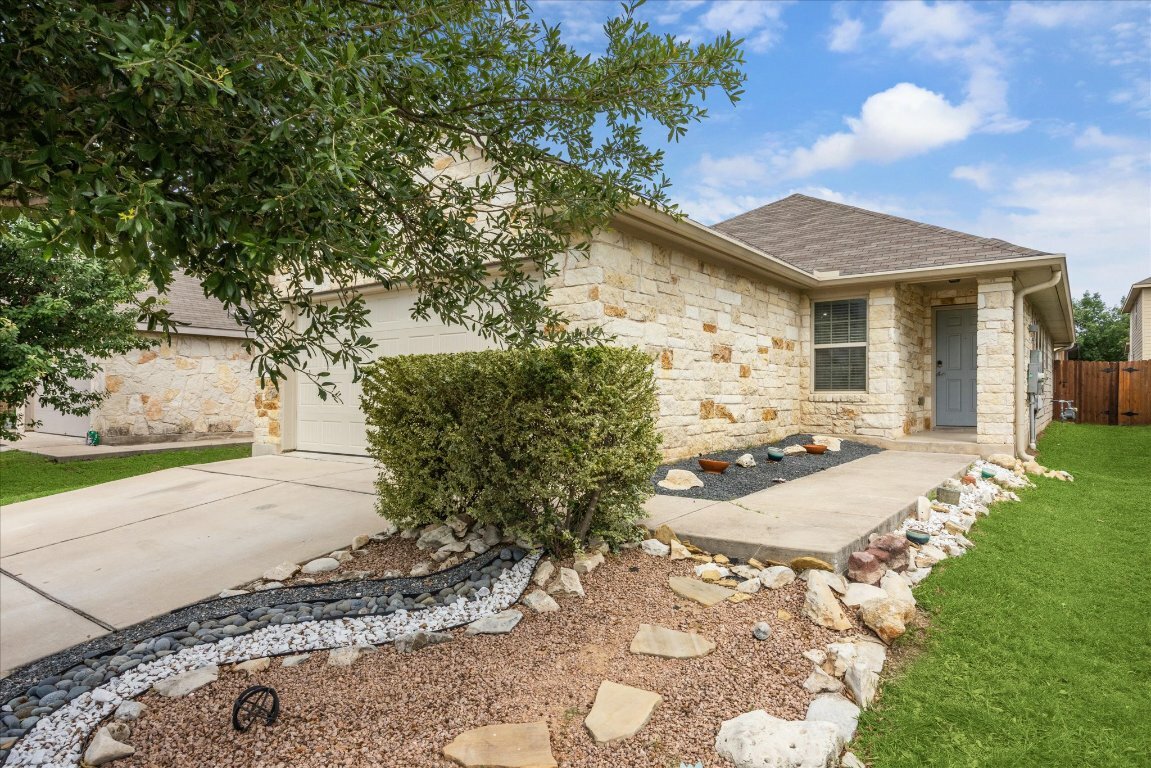 Property Photo: 3620 Breckenridge Drive TX 78744