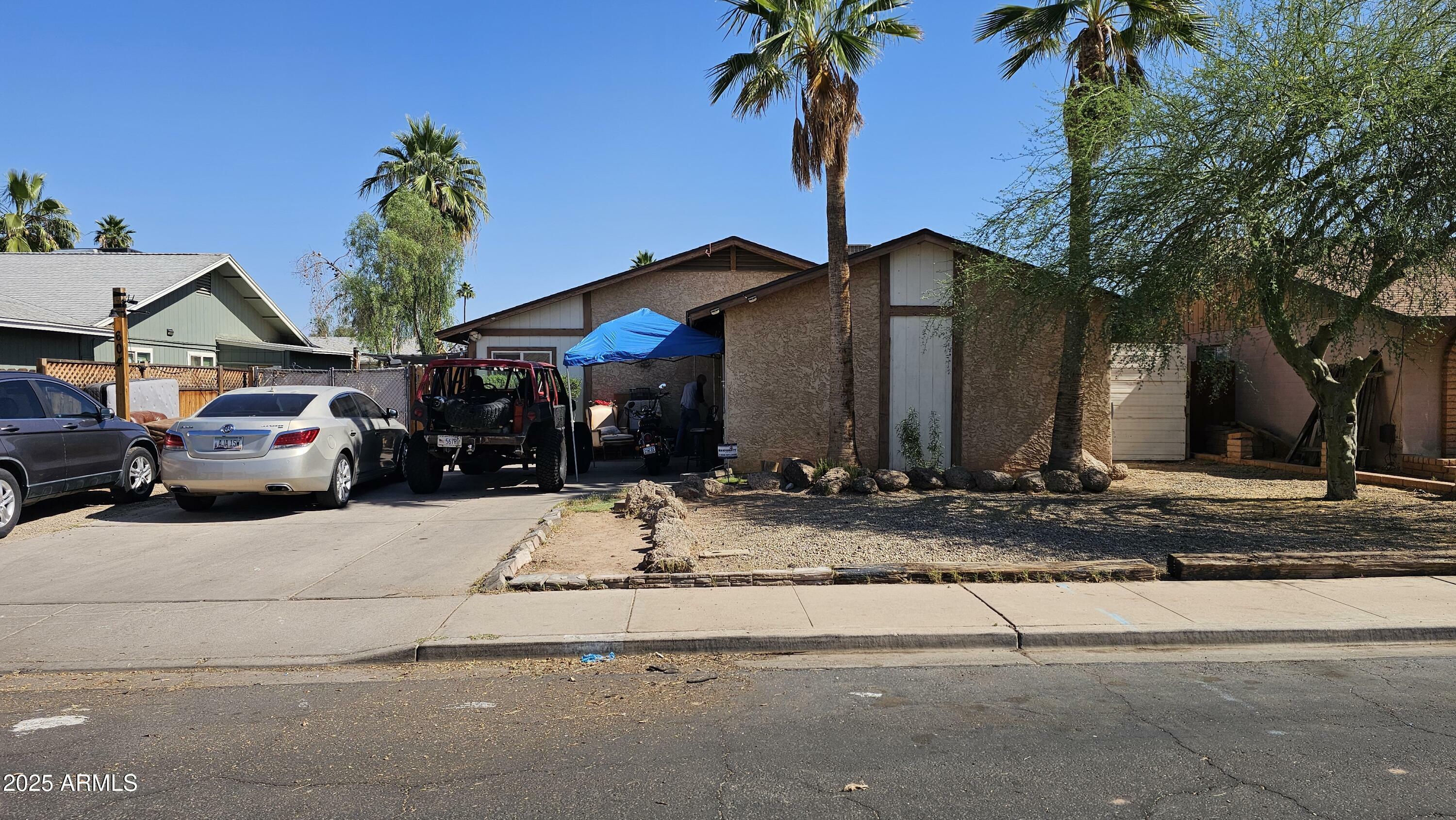 604 W Emelita Avenue  Mesa AZ 85210 photo