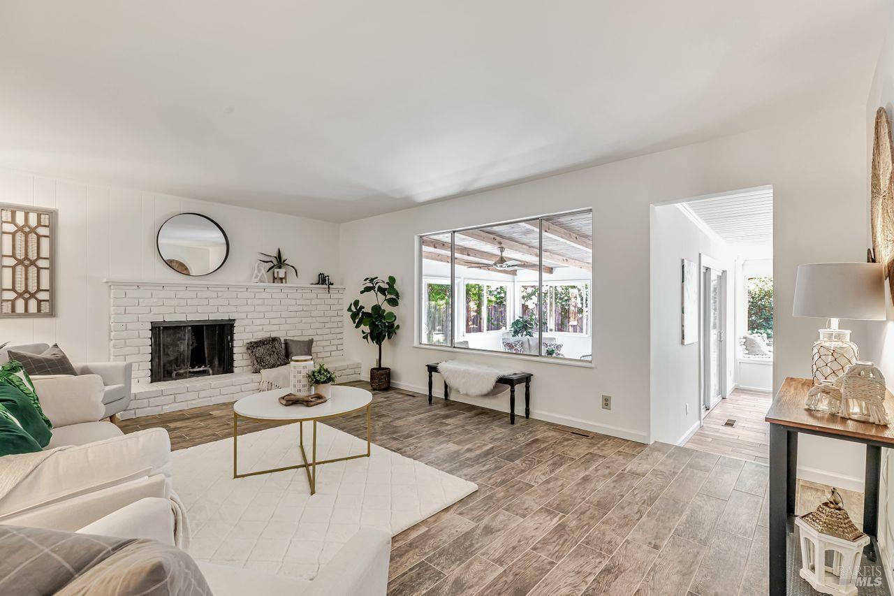 Property Photo: 347 Major Drive CA 95403