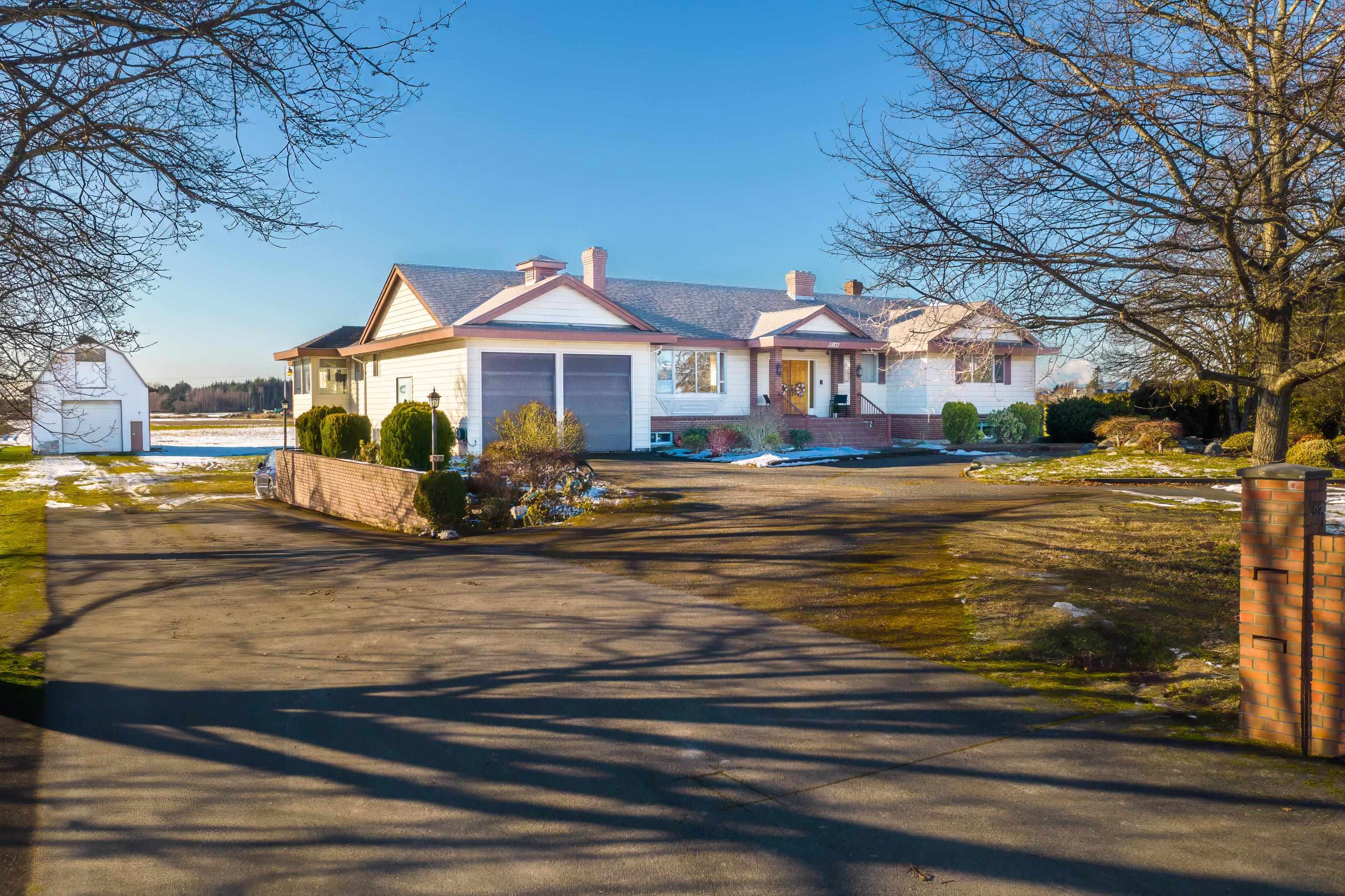 Property Photo: 11871 No. 3 Road BC V7A 1X3