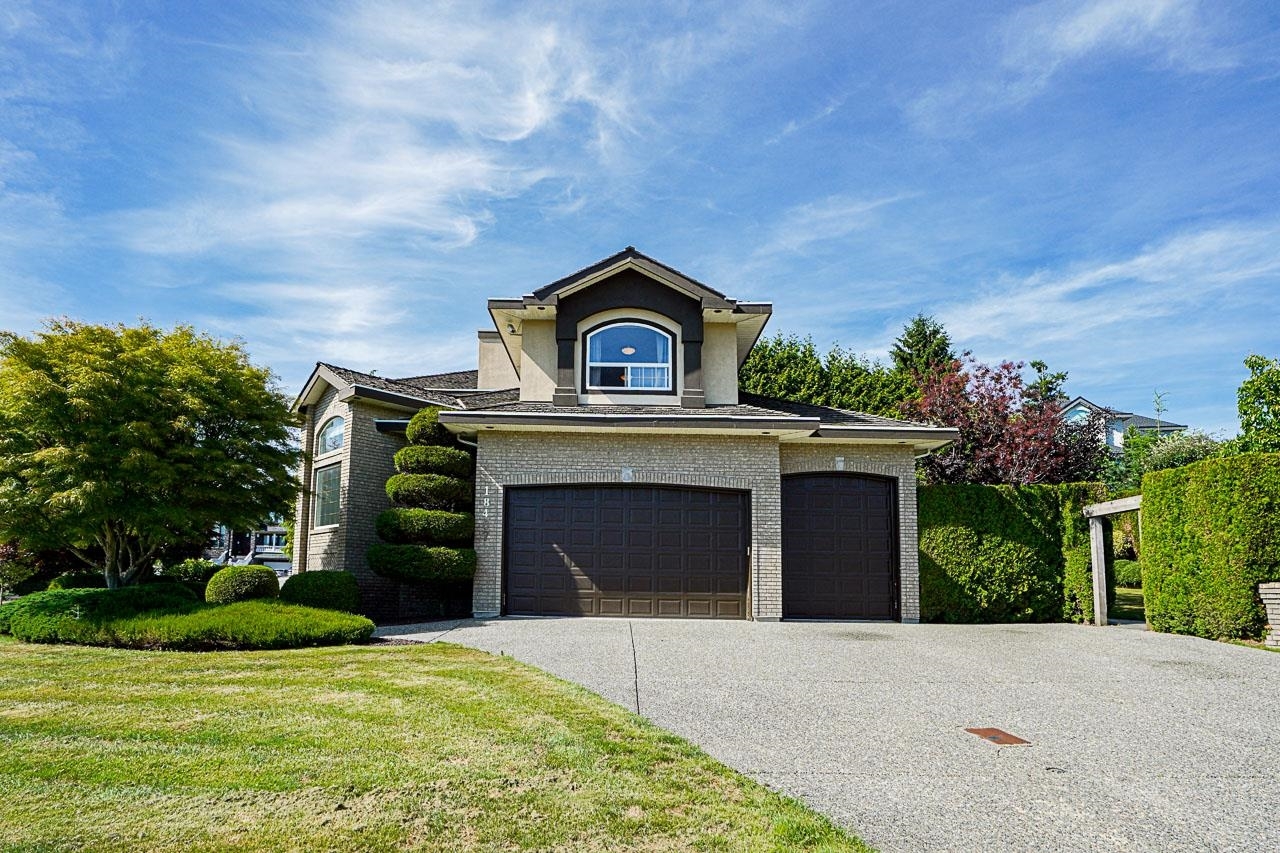 Property Photo: 18467 55 Avenue BC V3S 8S1