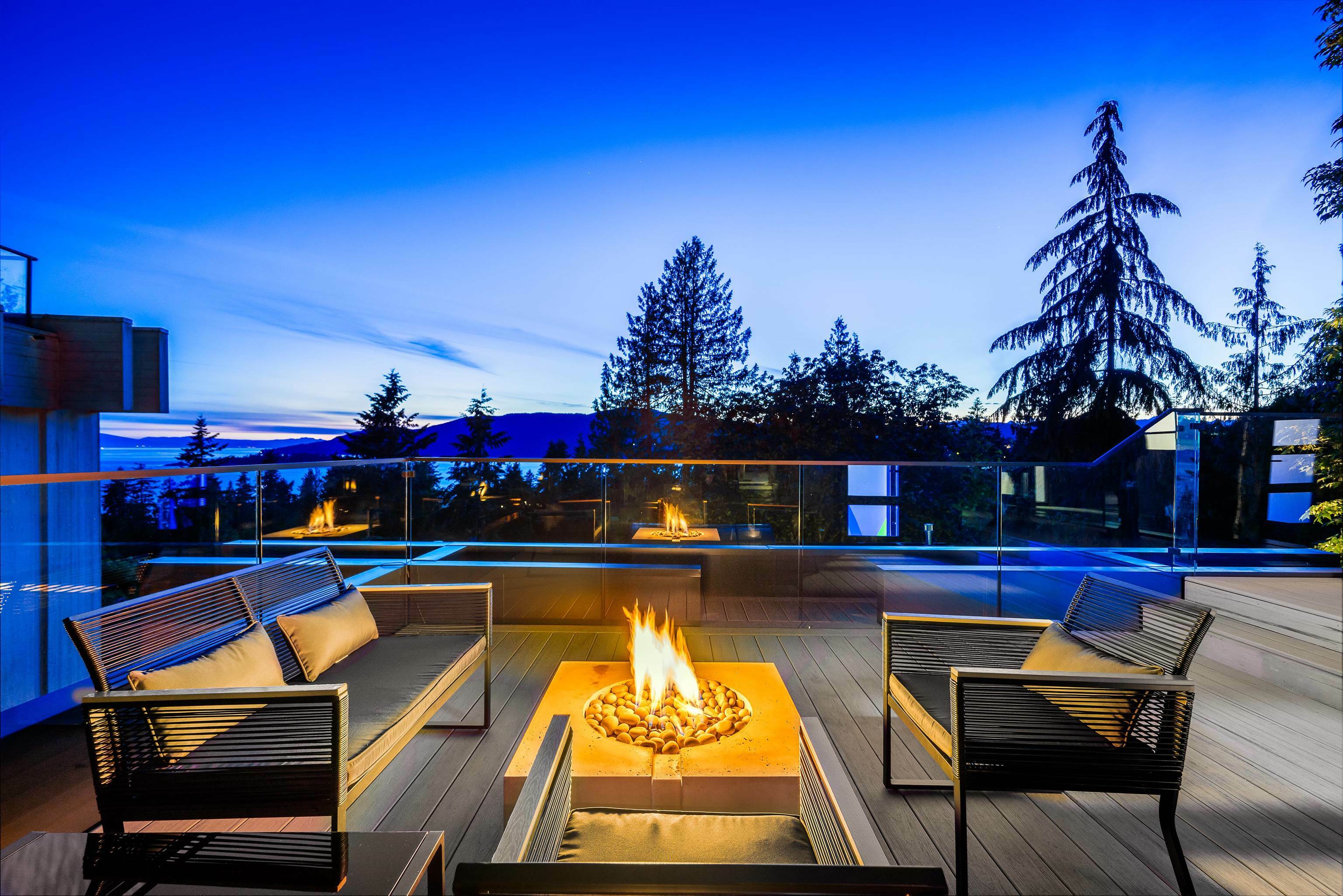 Property Photo: 5325 Montiverdi Place BC V7W 2W8
