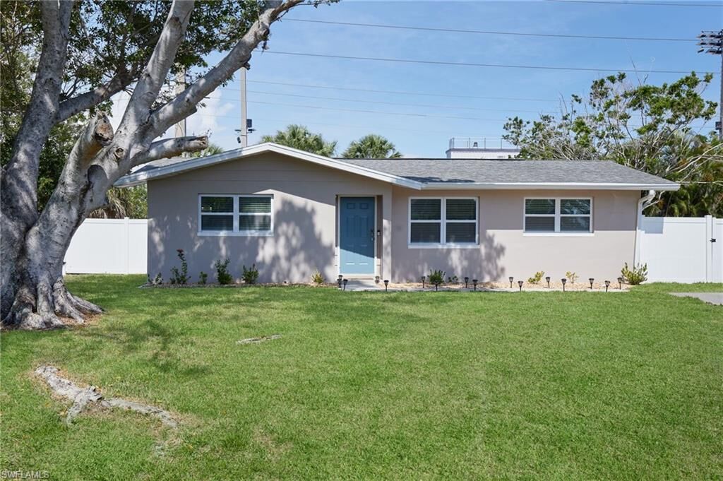 Property Photo:  6677 E Tropicana Dr  FL 33919 
