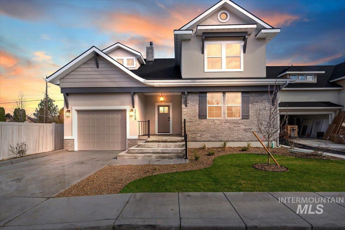 Property Photo:  10123 W McMillan, 10121 McMillan (Adu)  ID 83704 
