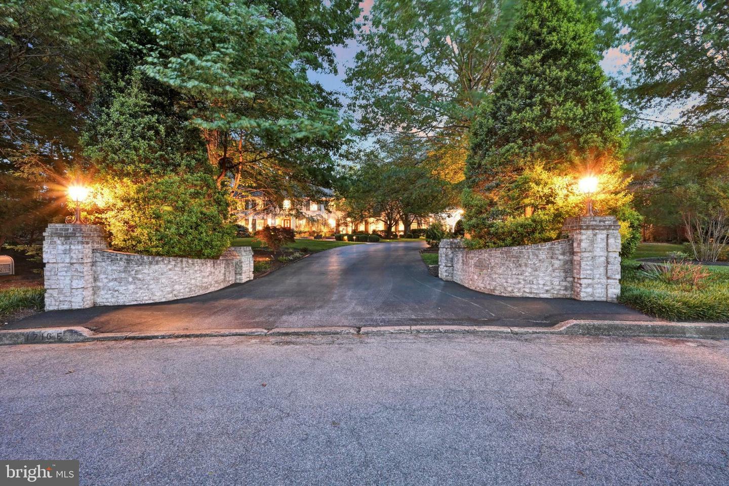 Property Photo: 1716 Olmsted Way E PA 17011