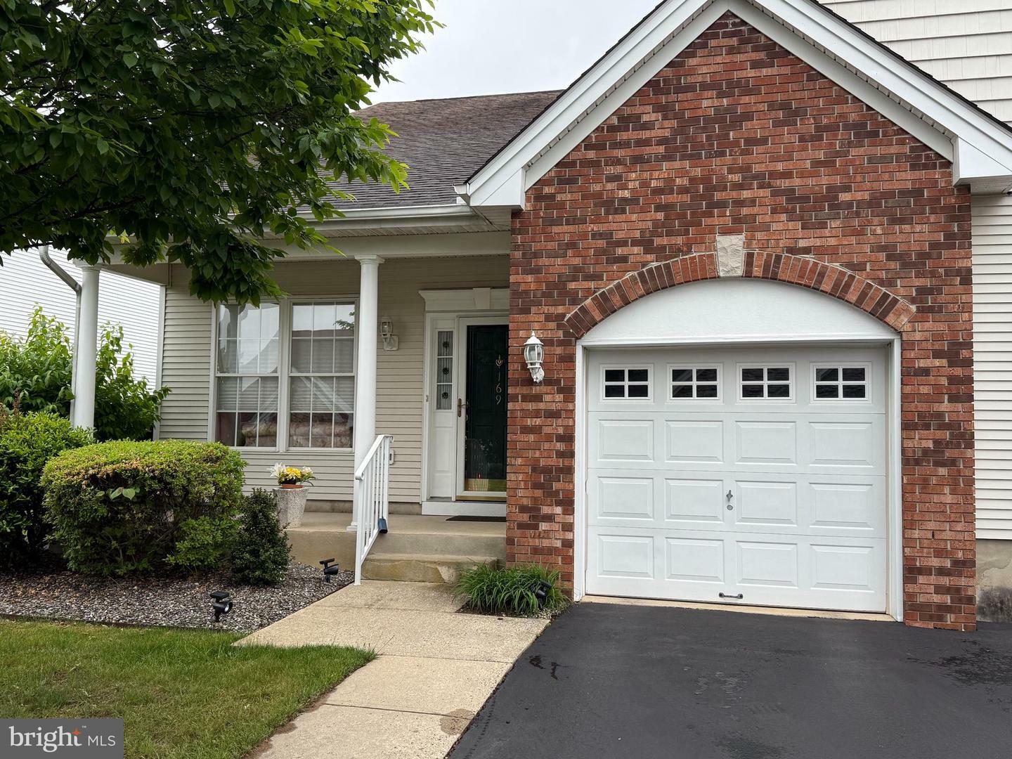 169 Meadowlark Drive  Hamilton NJ 08690 photo