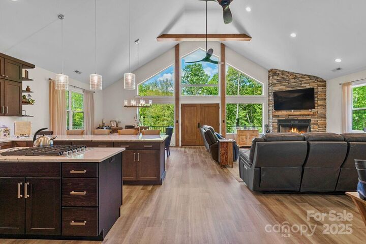 143 Burnside Trail  Hendersonville NC 28792 photo