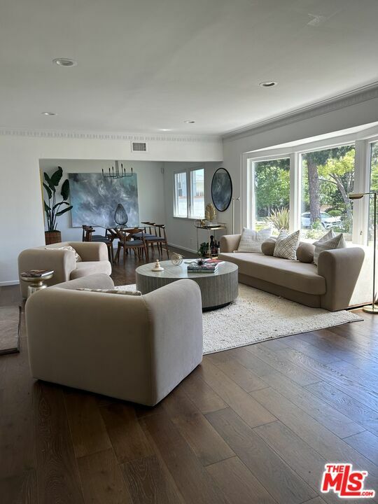 Property Photo: 5821 W 75th St CA 90045