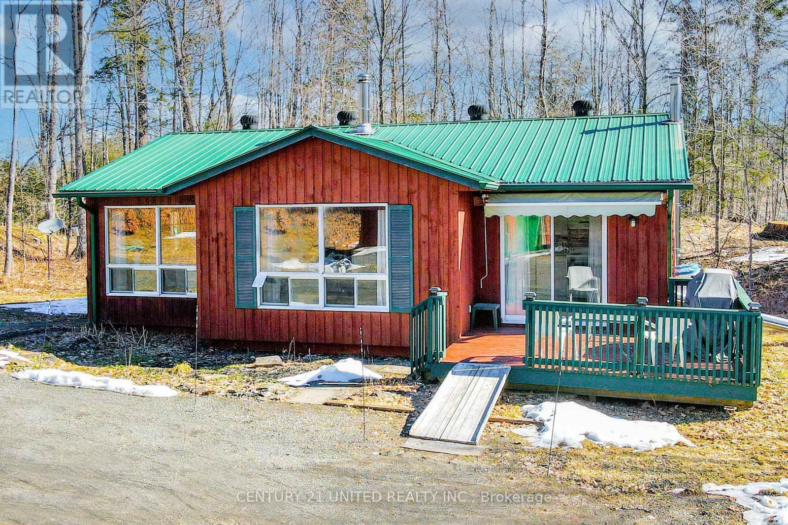 Property Photo:  29 Clear Lake Court  ON K0L 1W0 