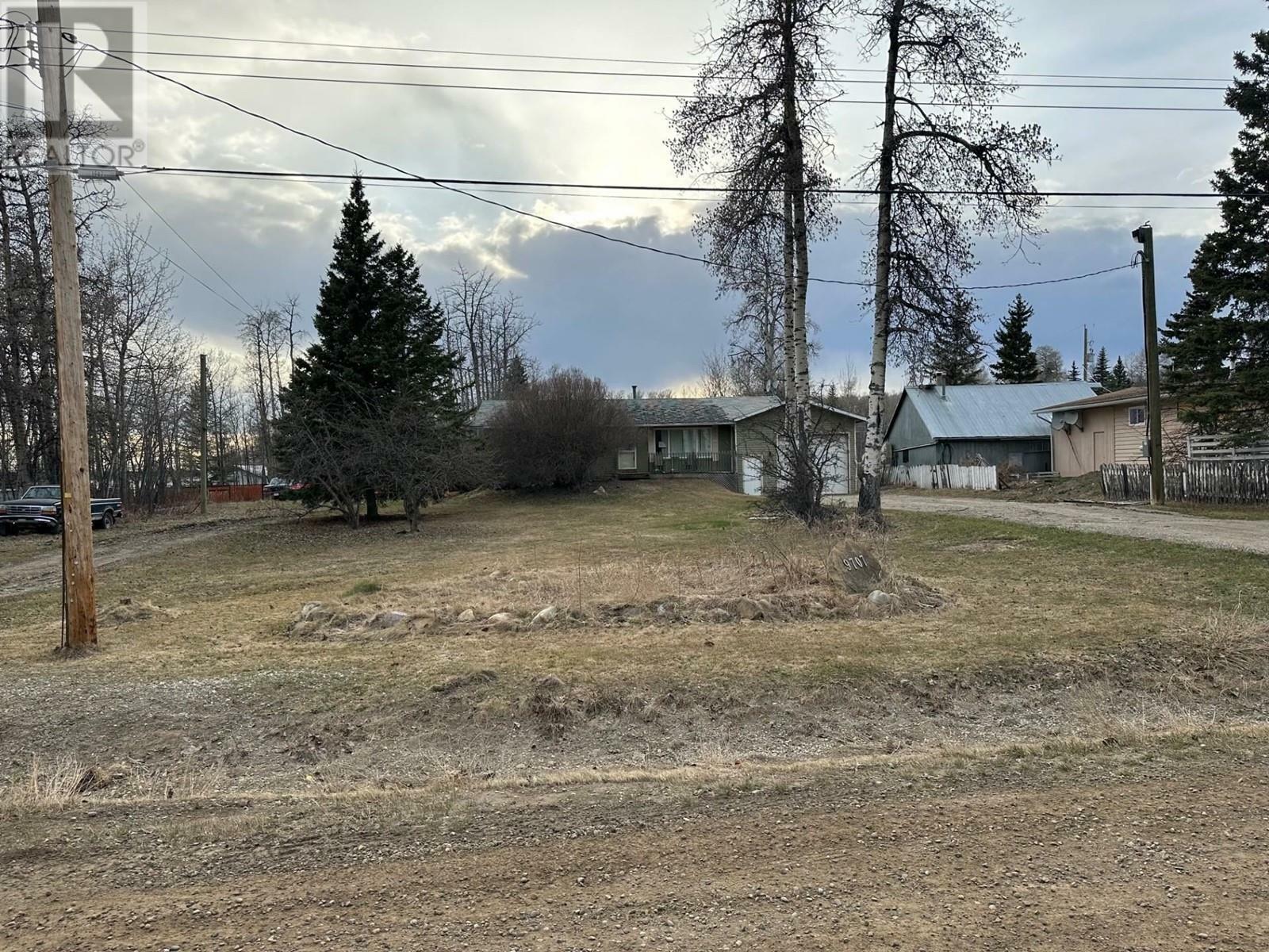 9707 Willow Road  Fort St. John BC V1J 8A5 photo