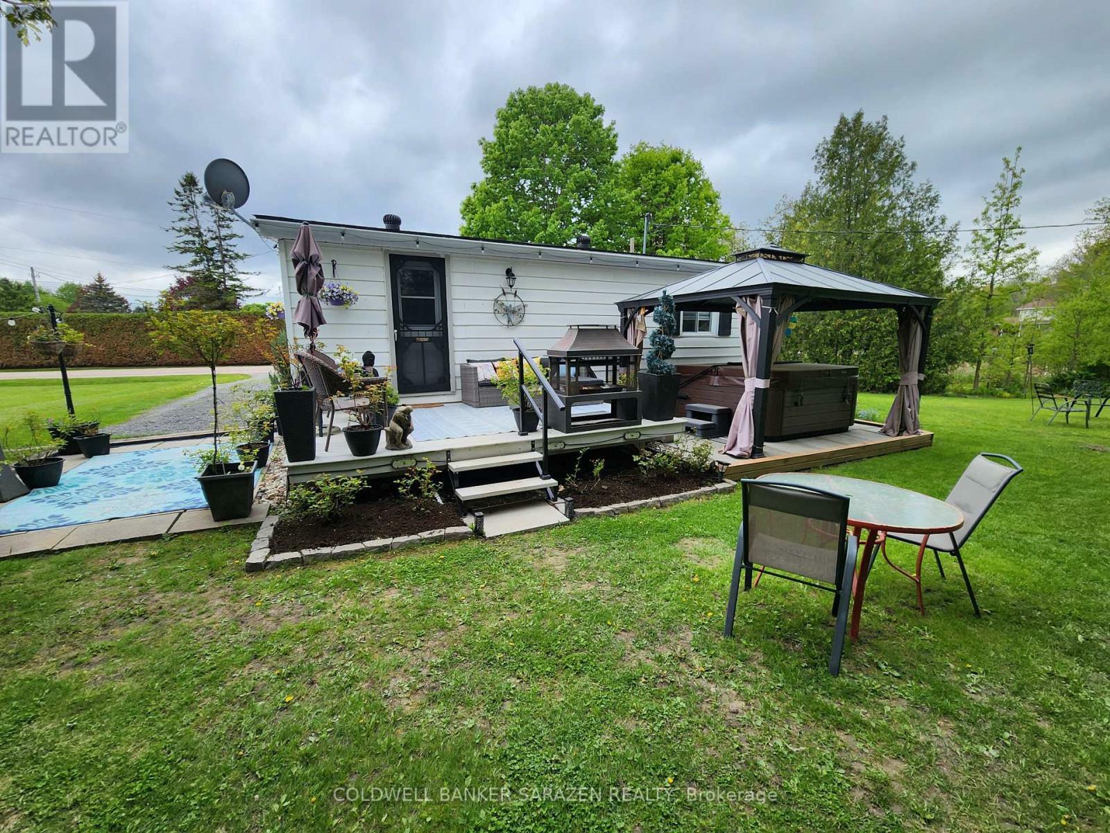 Photo de la propriété: 836 Munro Drive ON K7S 3G8
