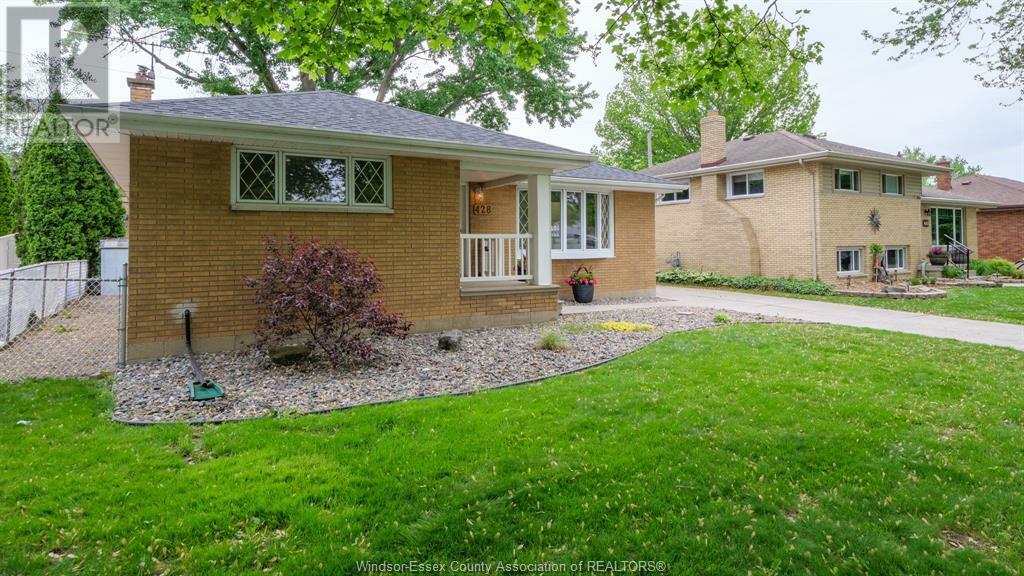 Property Photo: 428 Lori Street ON N8S 3Y2
