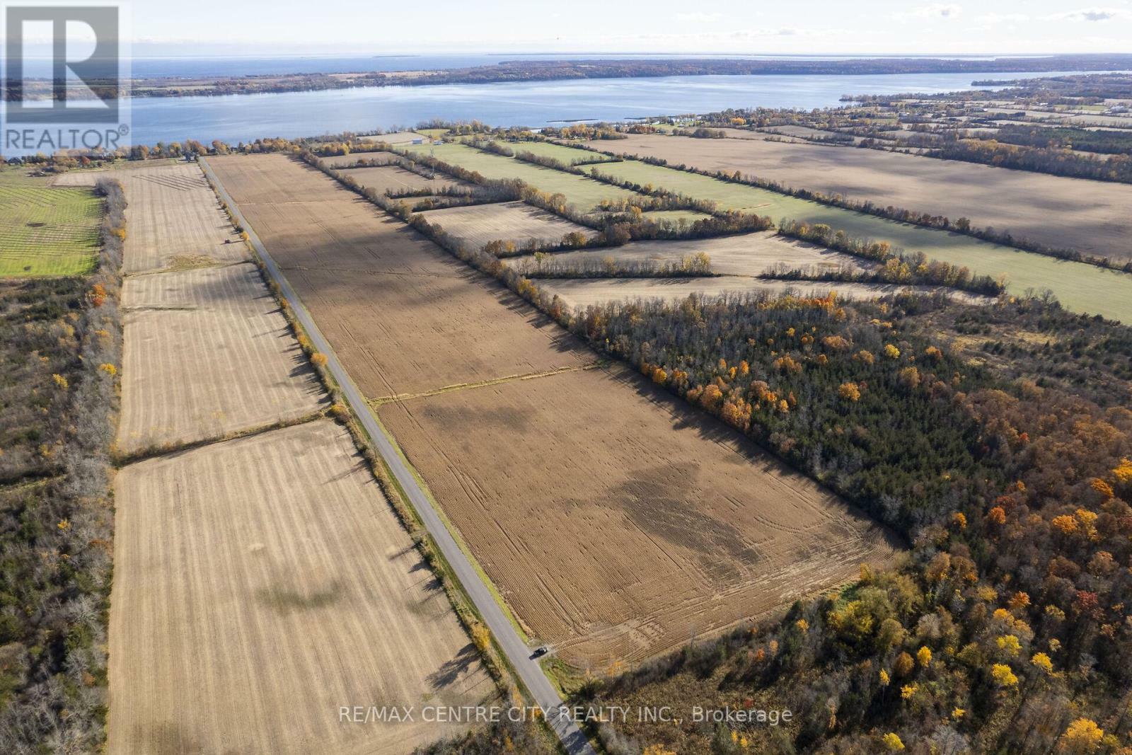 Photo de la propriété:  408 Concession 1 Road  ON K7R 3K7 