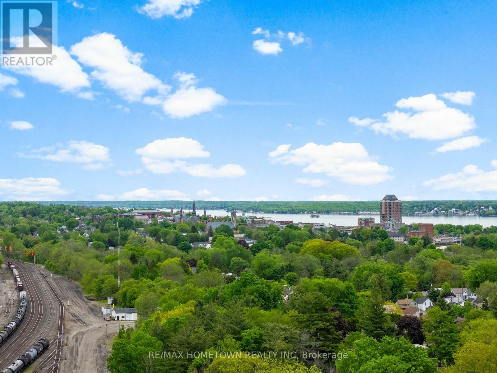 Property Photo: 171 Adley Drive ON K6V 7J2