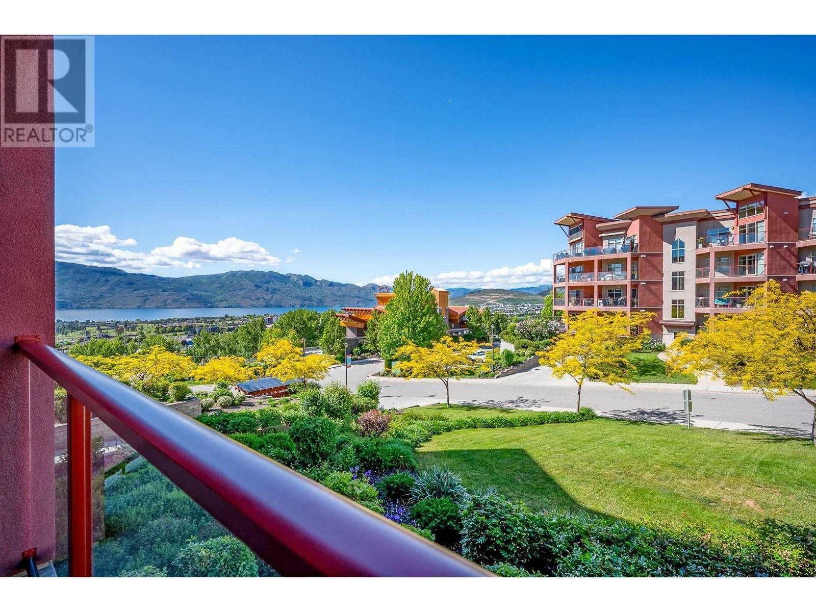 Property Photo: 3211 Skyview Lane 201 BC V4T 3J3