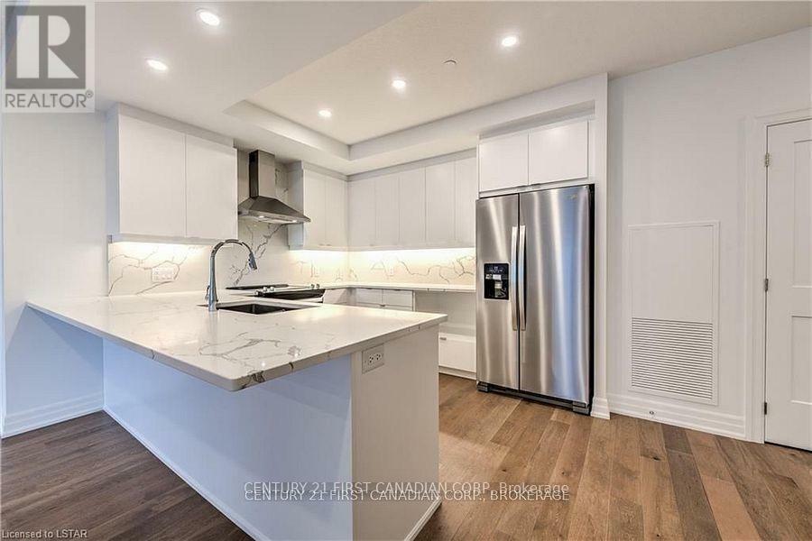 Photo de la propriété: 460 Callaway Road 609 ON N6G 0N8