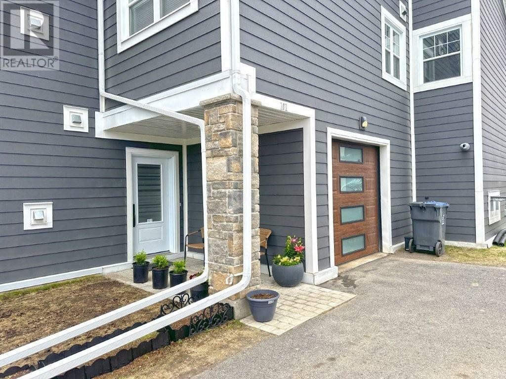 Property Photo:  101 443 Van Norman St  ON P7A 4C9 