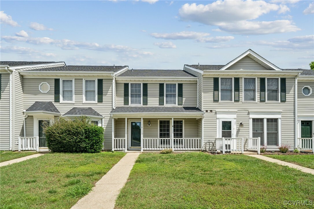 Property Photo: 119 Sterling Court VA 23693