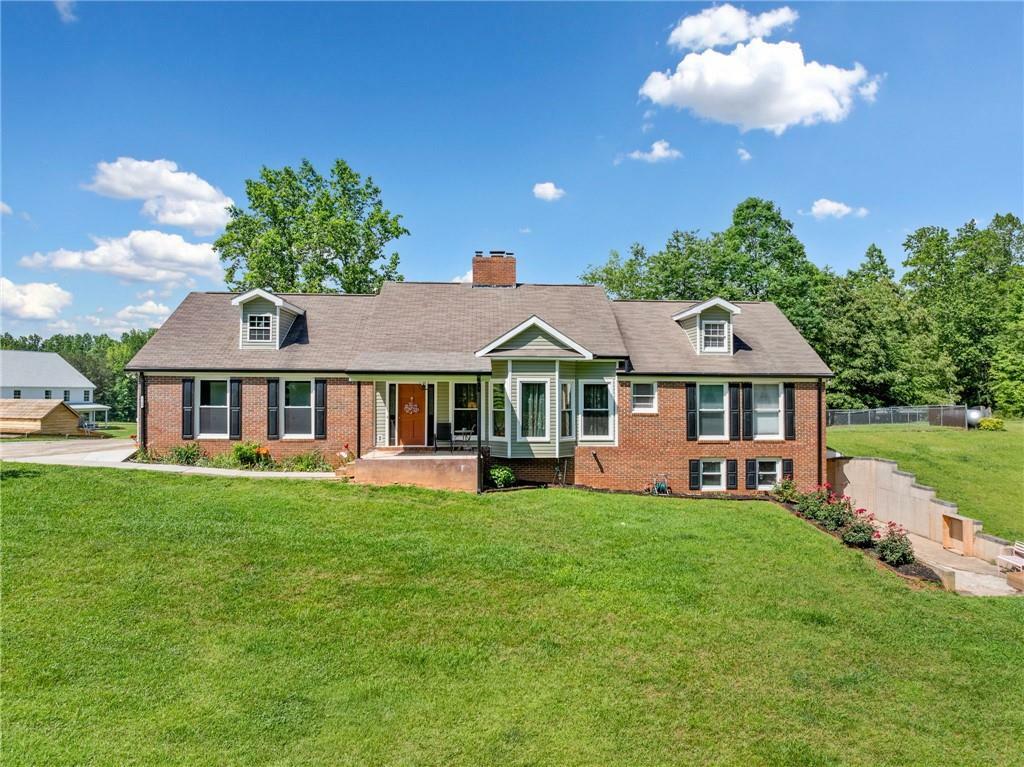 Property Photo: 2144 Cowart Road GA 30534