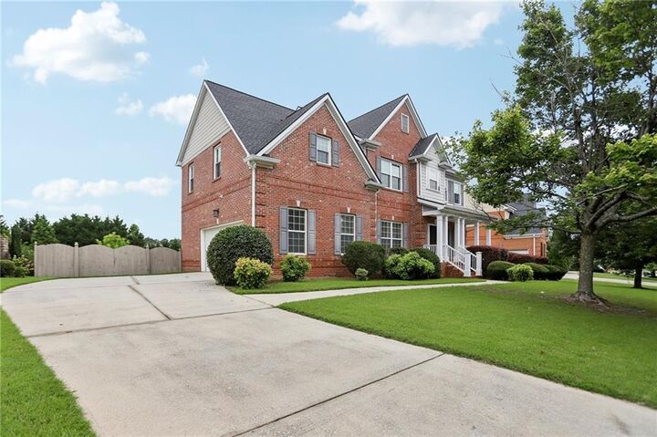 Property Photo:  112 Tara Boulevard  GA 30052 