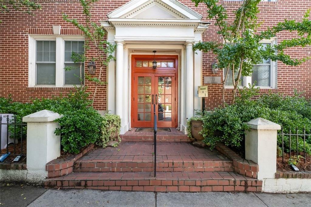 Property Photo: 733 Frederica Street NE 17 GA 30306
