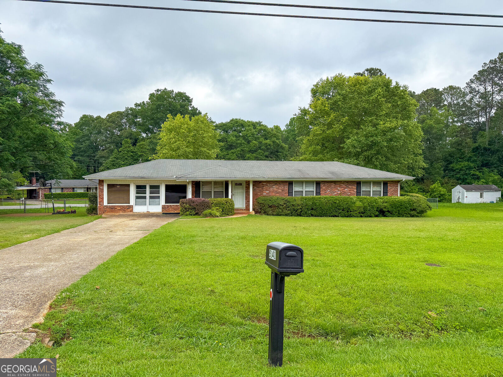 Property Photo: 5141 Hiram Lithia Springs Road GA 30127