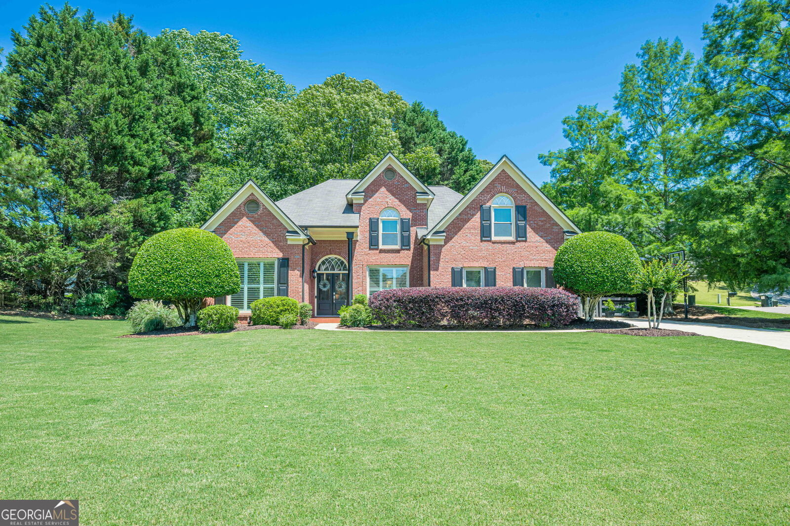 Property Photo: 7045 Grand View Way GA 30024