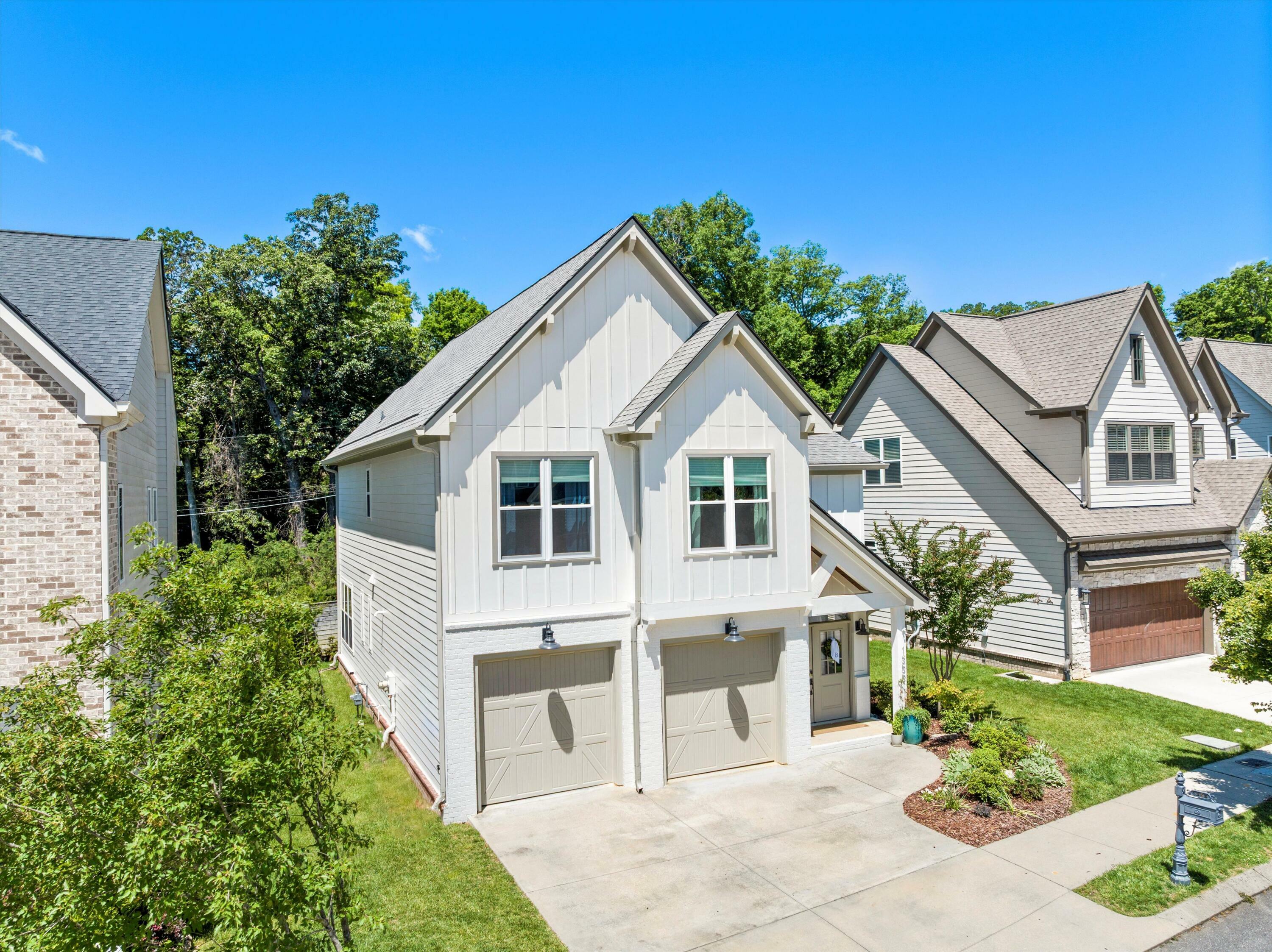 Property Photo:  1355 Carrington Way  TN 37405 