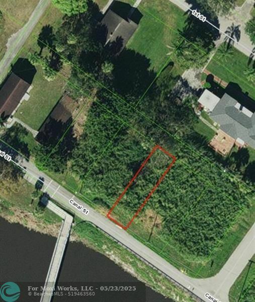 Property Photo:  37055 Canal St  FL 33438 